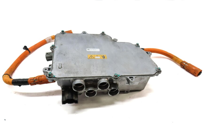 Thumbnail 8: 14-16 MERCEDES B ELECTRIC (W242) HIGH VOLTAGE CONVERTER w/ CABLE
