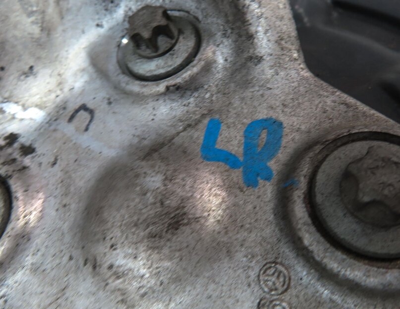 Thumbnail 7: 13-20 MERCEDES B CLA GLA CLASS (W242 W246 C117 X156) REAR LEFT SPINDLE KNUCKLE