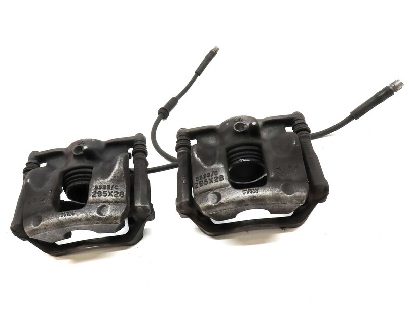 Thumbnail 2: 2014-2017 MERCEDES B ELECTRIC (W242) FRONT LEFT & RIGHT BRAKE CALIPER SET-2