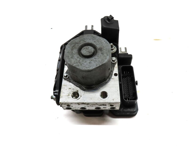 Thumbnail 3: 14-17 MERCEDES B200 B250 ELECTRIC (W242) ABS BRAKE PUMP w/ MODULE