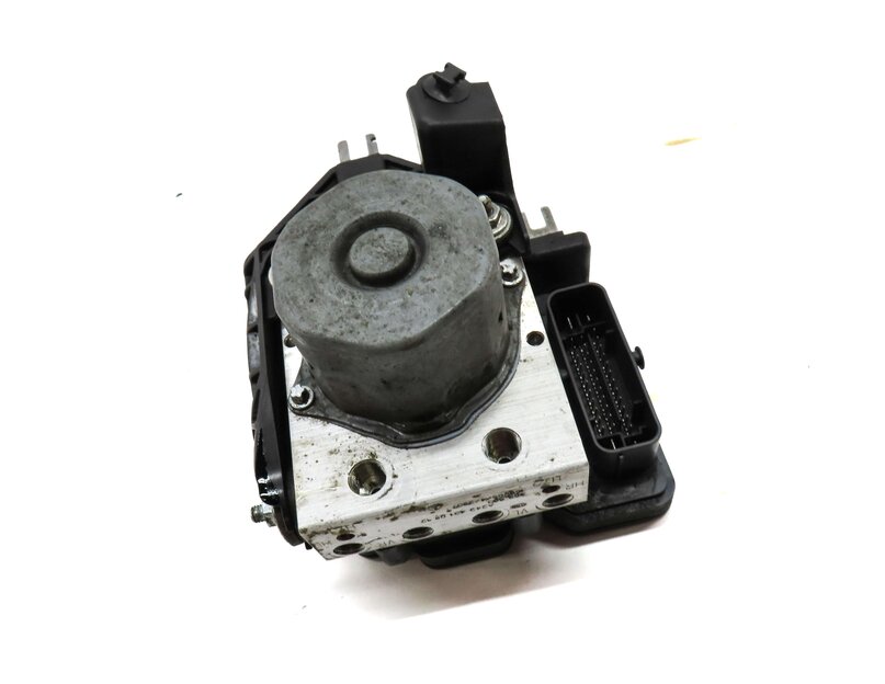 Thumbnail 4: 14-17 MERCEDES B200 B250 ELECTRIC (W242) ABS BRAKE PUMP w/ MODULE