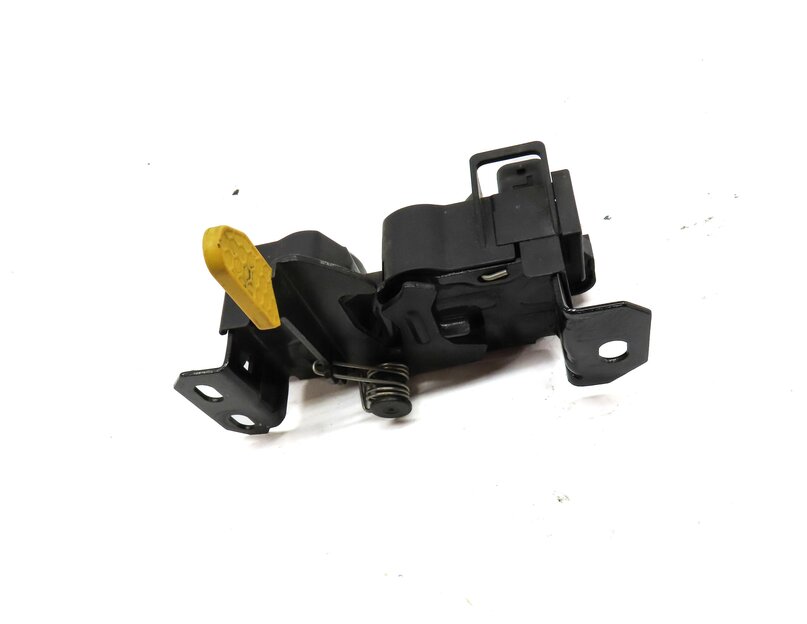 Thumbnail 4: 2015 MERCEDES B200e ELECTRIC (W242 W246) FRONT HOOD RELEASE LEVER HANDLE