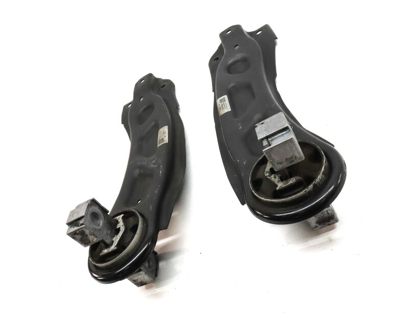 Thumbnail 3: 14-17 MERCEDES B ELECTRIC (W242) REAR LEFT & RIGHT LOWER CONTROL ARM SET-2