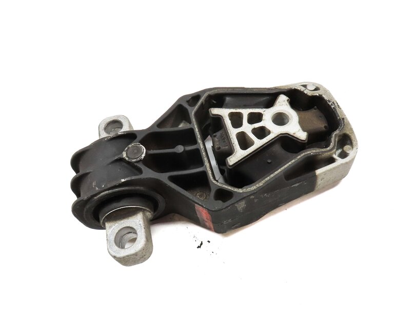 Thumbnail 4: 2015 MERCEDES B200e ELECTRIC (W242 W246) ENGINE MOTOR MOUNT MOUNTING BRACKET