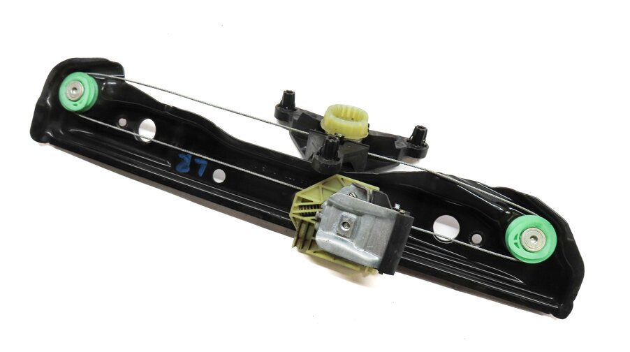 14-17 MERCEDES B ELECTRIC (W242) REAR LEFT DOOR WINDOW REGULATOR
