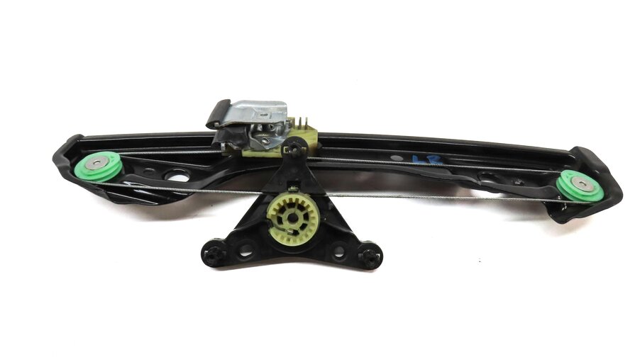 Thumbnail 4: 14-17 MERCEDES B ELECTRIC (W242) REAR LEFT DOOR WINDOW REGULATOR