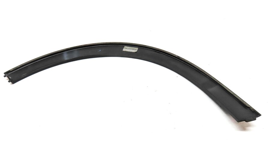 Thumbnail 6: 15-17 MERCEDES B ELECTRIC (W242) REAR RIGHT WHEEL ARCH FENDER FLARE (BLACK)