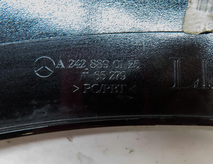 Thumbnail 7: 15-17 MERCEDES B ELECTRIC (W242) FRONT LEFT WHEEL ARCH FENDER FLARE (BLACK)