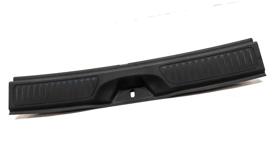 Thumbnail 2: 2015 MERCEDES B200e ELECTRIC (W242 W246) REAR TRUNK TAILGATE LATCH TRIM (BLACK)