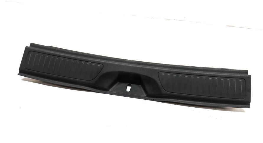 Thumbnail 8: 2015 MERCEDES B200e ELECTRIC (W242 W246) REAR TRUNK TAILGATE LATCH TRIM (BLACK)
