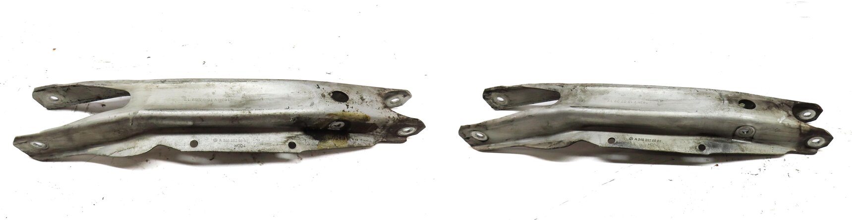 14-17 MERCEDES B ELECTRIC (W242) REAR LOWER SPRING PERCH CONTROL ARM SET