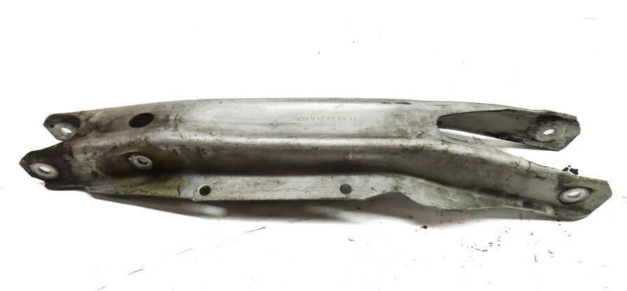 Thumbnail 13: 14-17 MERCEDES B ELECTRIC (W242) REAR LOWER SPRING PERCH CONTROL ARM SET