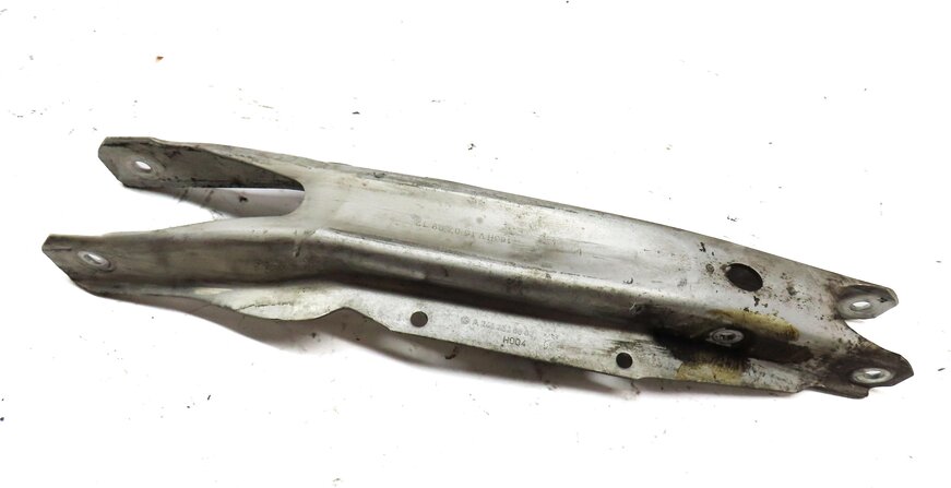 Thumbnail 2: 14-17 MERCEDES B ELECTRIC (W242) REAR LOWER SPRING PERCH CONTROL ARM SET