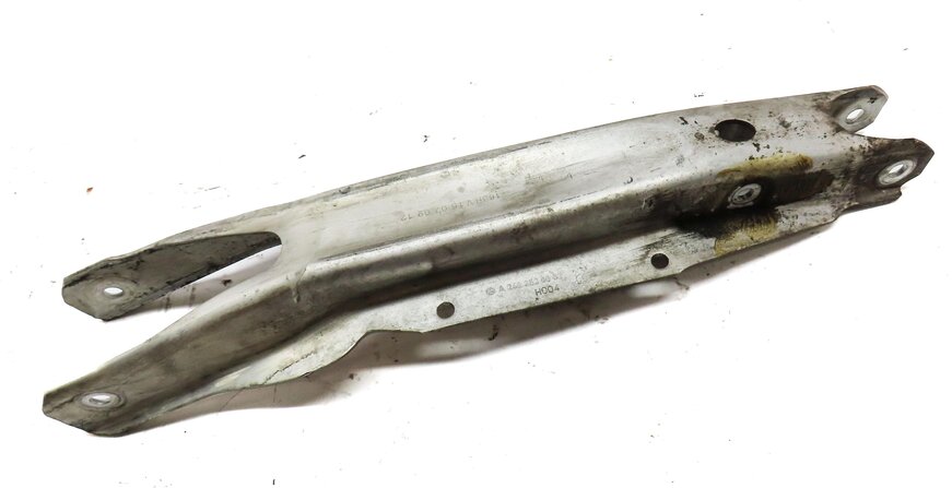 Thumbnail 4: 14-17 MERCEDES B ELECTRIC (W242) REAR LOWER SPRING PERCH CONTROL ARM SET