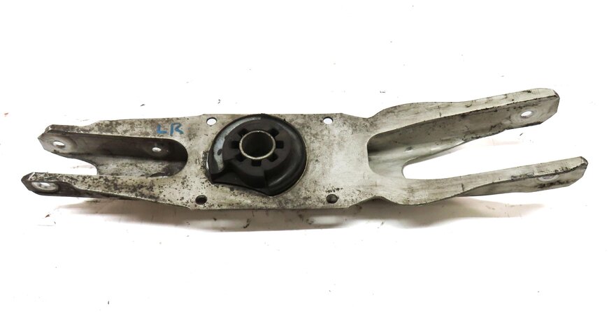 Thumbnail 6: 14-17 MERCEDES B ELECTRIC (W242) REAR LOWER SPRING PERCH CONTROL ARM SET