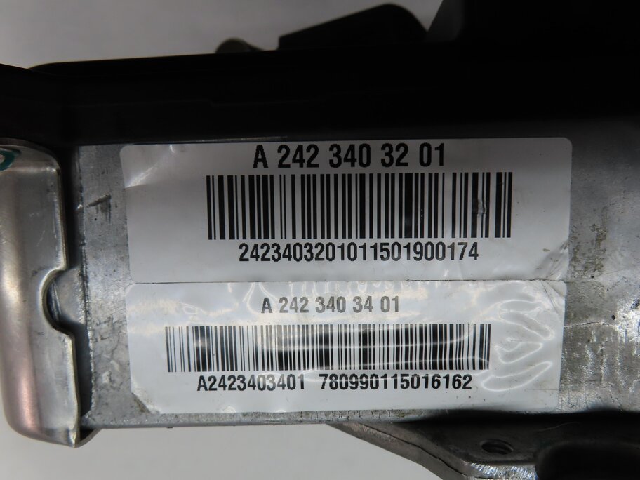 Thumbnail 11: 14-17 MERCEDES B ELECTRIC (W242) BATTERY CHARGER INVERTER CONVERTER DRIVE MOTOR