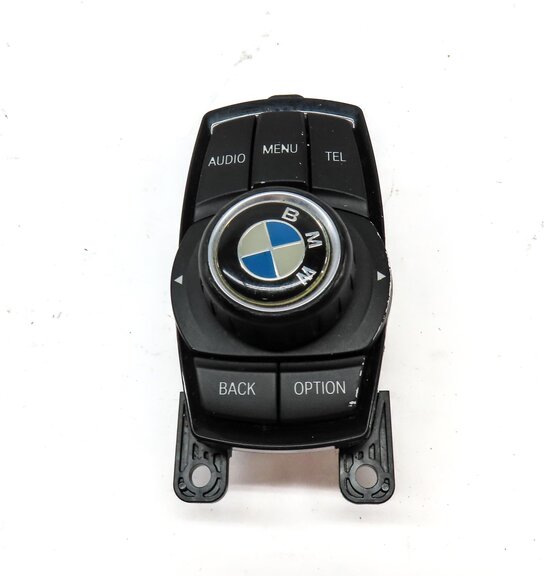 Thumbnail 2: 2013 BMW 328i SEDAN (F30) iDRIVE MEDIA CONTROL KNOB & SWITCH BUTTON PANEL