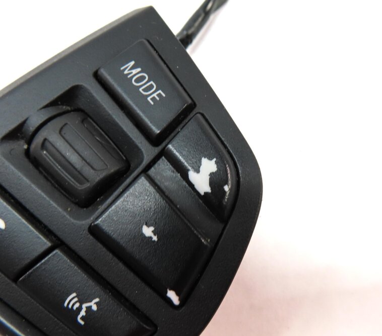 Thumbnail 8: 2013 BMW 328i SEDAN (F30) STEERING WHEEL LEFT & RIGHT SWITCH BUTTON SET 2