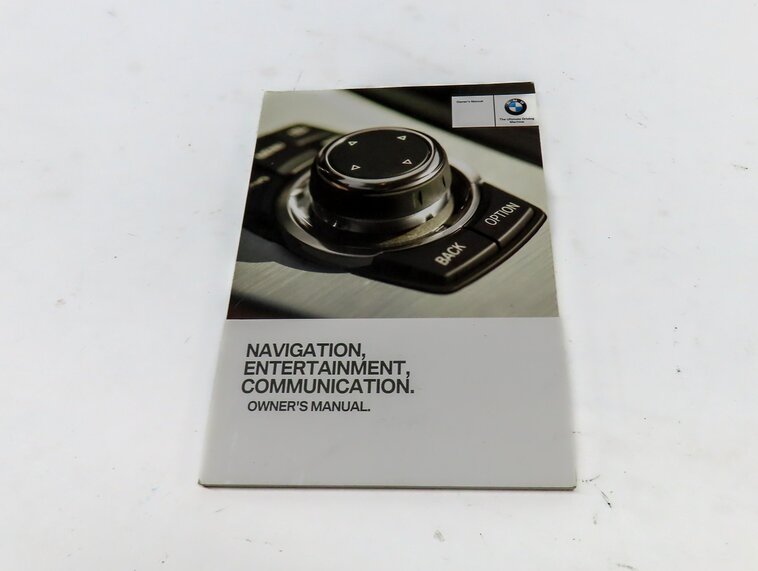 Thumbnail 6: 2013 BMW 328i SEDAN (F30) OWNERS MANUAL BOOKLET SET 3 w/ CARRYING CASE