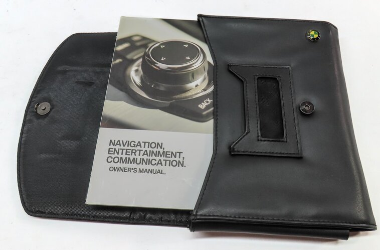 Thumbnail 7: 2013 BMW 328i SEDAN (F30) OWNERS MANUAL BOOKLET SET 3 w/ CARRYING CASE