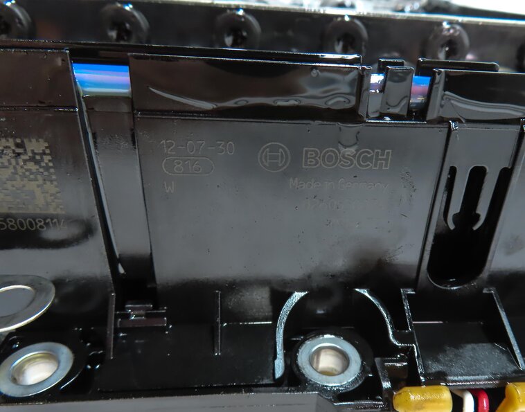 Thumbnail 7: 2013 BMW 328i 528i (F10 F30) 8HP45 A/T TRANSMISSION VALVE BODY w/ MECHATRONIC