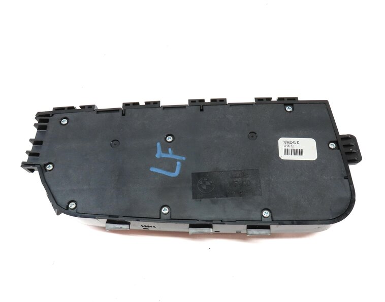 Thumbnail 5: 2013 BMW 328i SEDAN (F30) FRONT LEFT DRIVER SEAT ADJUST SWITCH & LUMBAR (BLACK)