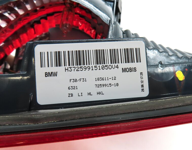 Thumbnail 6: 12-15 BMW 320i 328i 335i M3 (F30) SEDAN - LEFT TRUNK INNER TAILLIGHT LIGHT LAMP