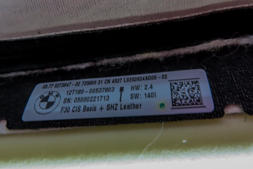 Thumbnail 8: 2013 BMW 328i SEDAN (F30) FRONT RIGHT LOWER HEATED STANDARD SEAT CUSHION (BLACK)