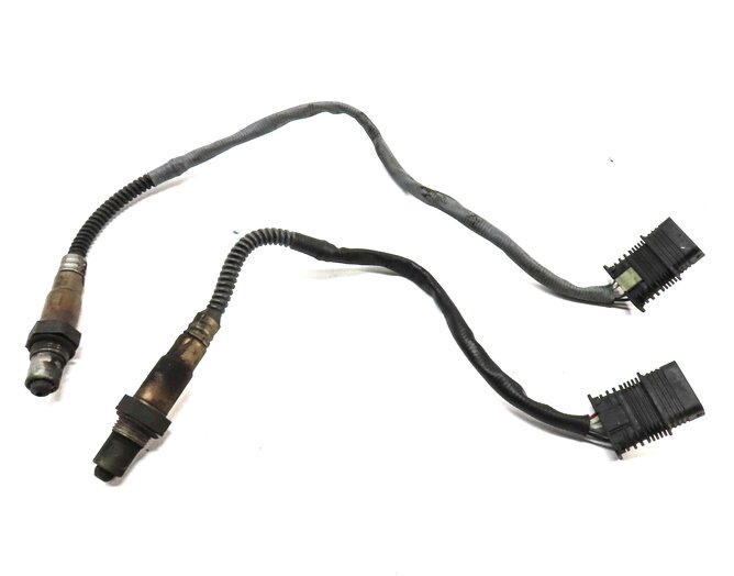 Thumbnail 2: 2013 BMW 328i SEDAN (F30) PRE POST CAT O2 OXYGEN SENSOR SET 2 7589121 7589122