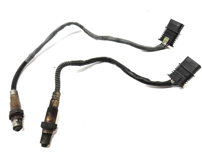 Thumbnail 3: 2013 BMW 328i SEDAN (F30) PRE POST CAT O2 OXYGEN SENSOR SET 2 7589121 7589122