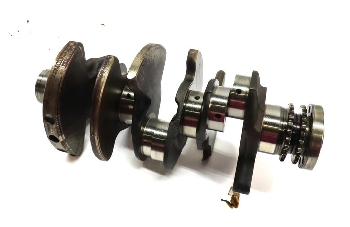 Thumbnail 1: 2015 AUDI A7 (C7 4G8) 3.0L SUPER CTUA ENGINE CRANKSHAFT CRANK SHAFT 06E105101AD