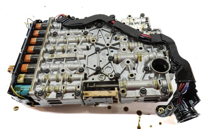 Thumbnail 5: 2013-2015 AUDI A6 A7 (C7 4G8) 3.0L AWD QUATTRO - TRANSMISSION VALVE BODY