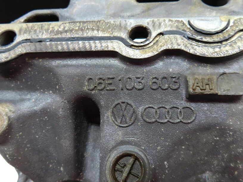 Thumbnail 7: 2015 AUDI A7 (C7 4G8) 3.0L SUPER CTUA ENGINE UPPER ENGINE OIL PAN 06E103603