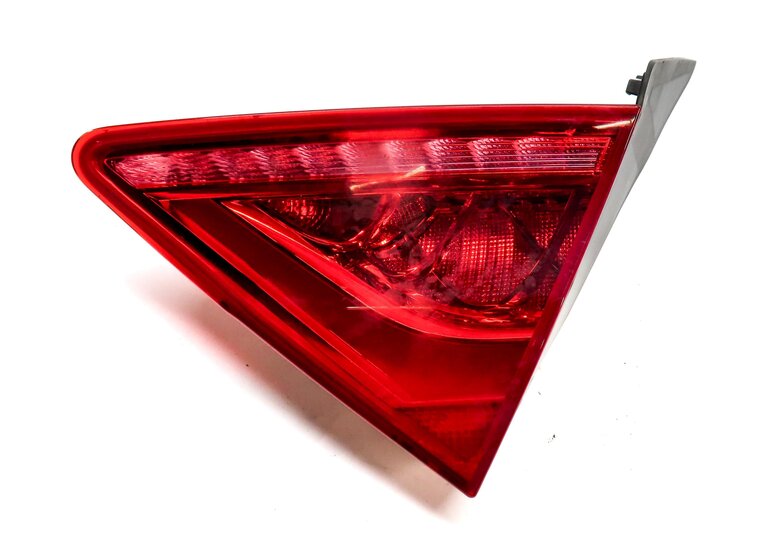 2012-2015 AUDI A7 S7 (C7 4G8) REAR RIGHT INNER TRUNK TAILLIGHT LIGHT LAMP (LED)