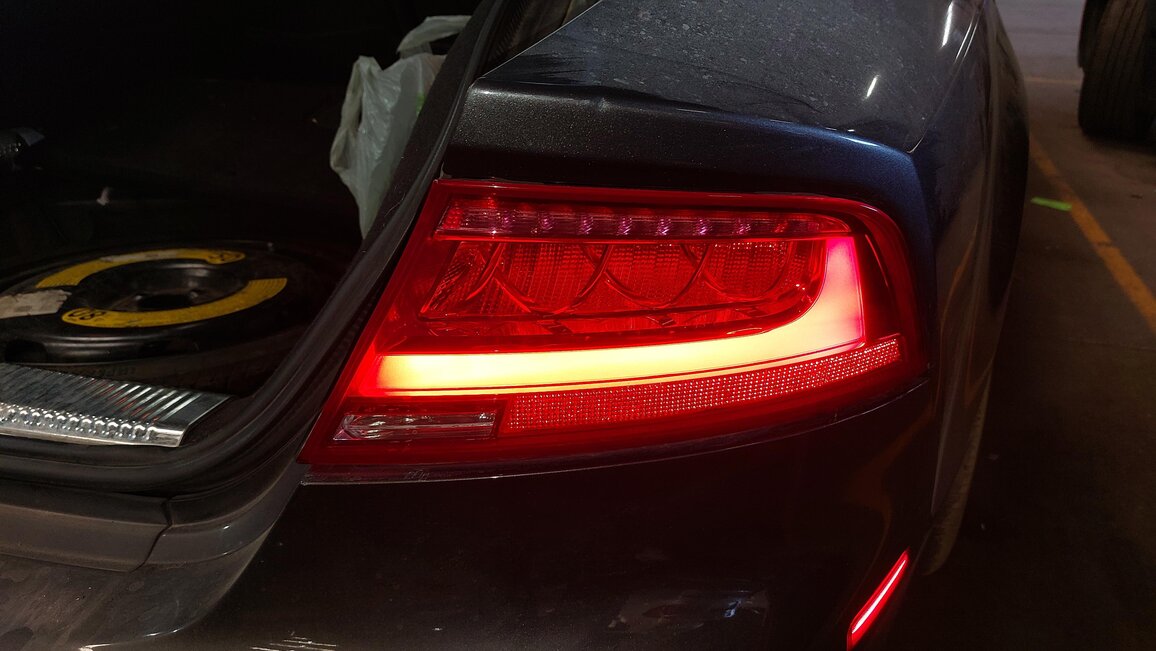 Thumbnail 7: 2012-2015 AUDI A7 S7 (C7 4G8) REAR RIGHT OUTER TAILLIGHT BRAKE LIGHT LAMP (LED)
