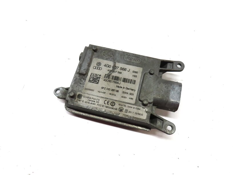 2012-2015 AUDI A7 S7 RS7 (C7 4G8) BLIND SPOT ALERT CONTROL MODULE (MASTER)