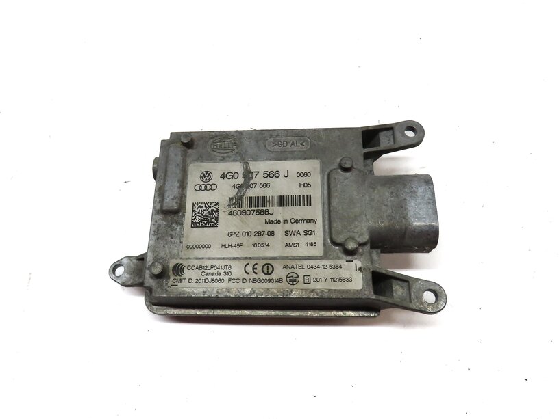 Thumbnail 2: 2012-2015 AUDI A7 S7 RS7 (C7 4G8) BLIND SPOT ALERT CONTROL MODULE (MASTER)