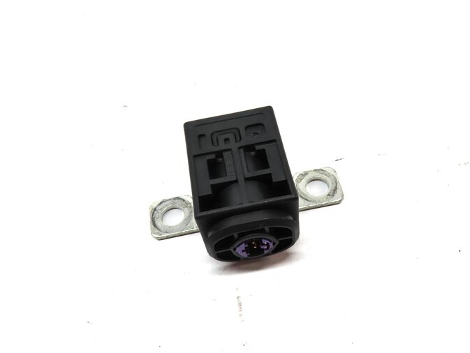 Thumbnail 3: 2015 AUDI A7 (C7 4G8) BATTERY OVERLOAD PROTECTION SWITCH 4F0915519