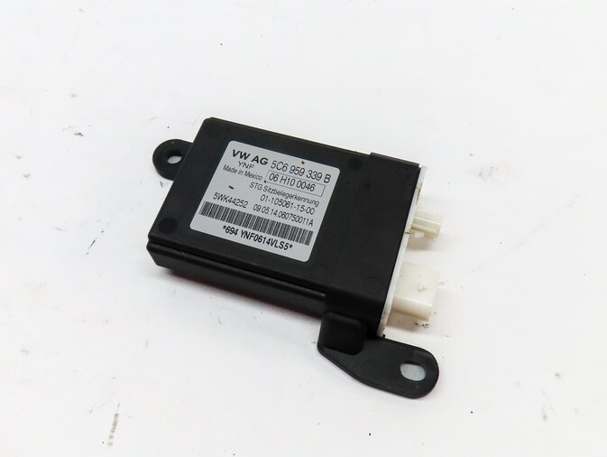 2015 AUDI A7 (C7 4G8) FRONT RIGHT PASSENGER SEAT CONTROL MODULE 5C6959339B