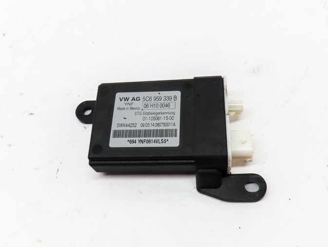 Thumbnail 2: 2015 AUDI A7 (C7 4G8) FRONT RIGHT PASSENGER SEAT CONTROL MODULE 5C6959339B