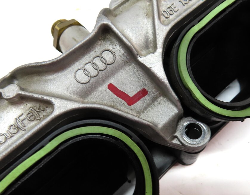 Thumbnail 7: 12-17 AUDI A6 A7 Q5 S5 SQ5 (C7 4G8 B8 8T 8R) LEFT INTAKE MANIFOLD DIFFUSER RAIL
