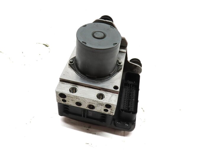 2015 AUDI A6 A7 S6 (C7 4G8) ANTI-LOCK ABS BRAKE PUMP & MODULE