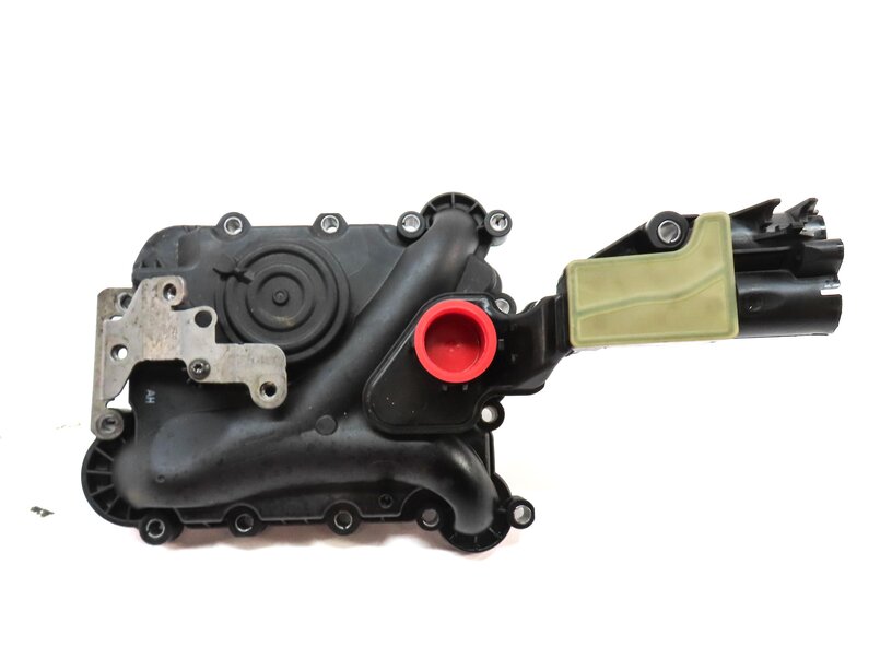 Thumbnail 2: 2015 AUDI A7 (C7 4G8) 3.0L SUPER CTUA ENGINE OIL AIR SEPERATOR VALVE 06E127233N