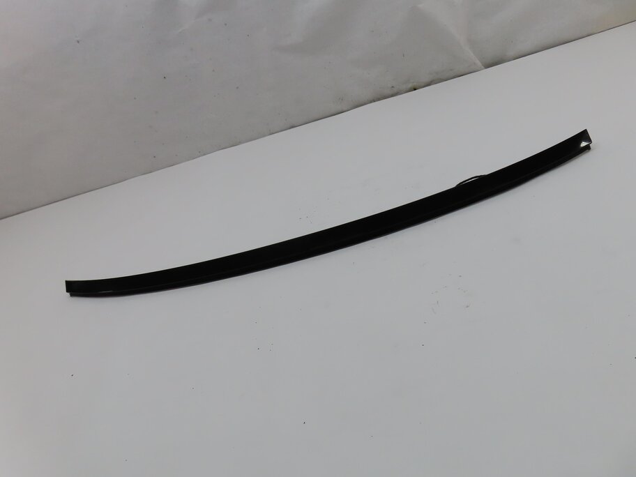 Thumbnail 3: 2015 AUDI A7 C7 4G8 REAR HATCH TRUNK 3RD THIRD BRAKE LIGHT (DAYTONA GREY PEARL)