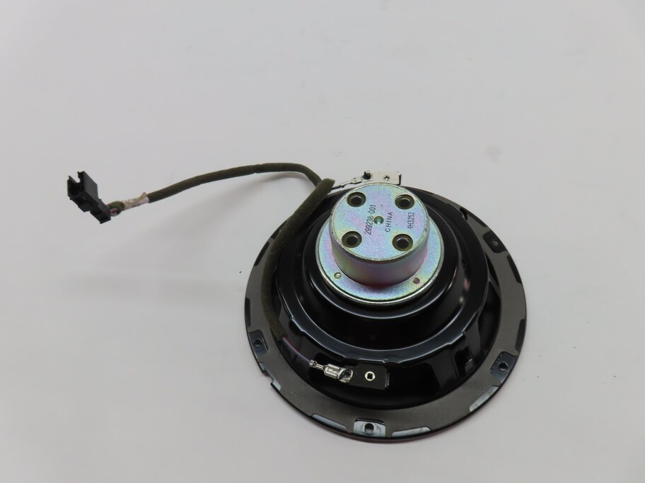 Thumbnail 5: 2015 AUDI A7 (C7 4G8) AUDI TRUNK SUBWOOFER SUB WOOFER SPEAKER AMPLIFIER AMP