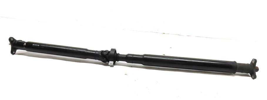 2009-2012 BMW 550iGT 750i SWB (F01 F07) RWD AUTO REAR DRIVE LINE PROPELLER SHAFT