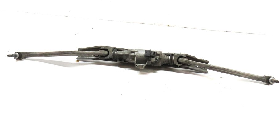 Thumbnail 1: 2012 BMW 750i F01 REAR HYDRAULIC STEERING RACK & PINION HSR ELECTRONIC ACTUATOR