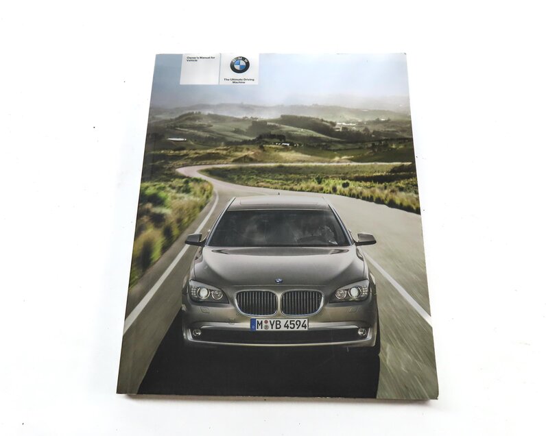 Thumbnail 6: 2012 BMW 750i (F01) OWNERS MANUAL BOOKLET SET 3 w/ CARRYING CASE (BLACK)