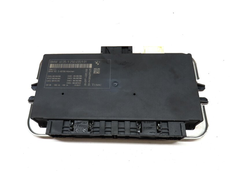 Thumbnail 2: 10-17 BMW 5 6 7 M5 X3 X4 (F06 F10 F12 F25 F26) FRM III BODY LIGHT MODULE 3-PLUG