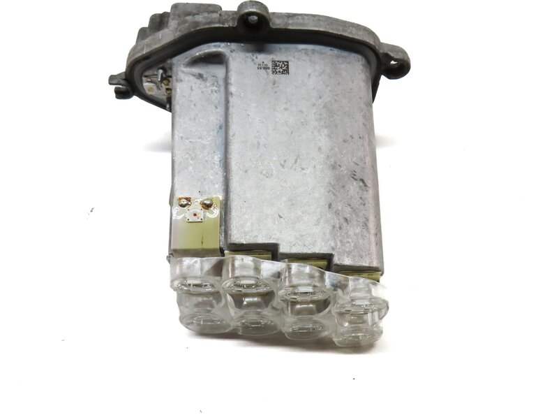 Thumbnail 5: 2012 BMW 750i (F01) FRONT LEFT DRIVER HEADLIGHT TURN SIGNAL LED MODULE 7228421